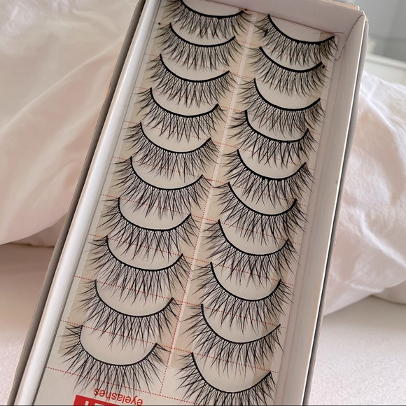 NEW 21 SETS OF EYELASHES FALSE LASHES BLACK BUNDLE - Picture 12 of 15